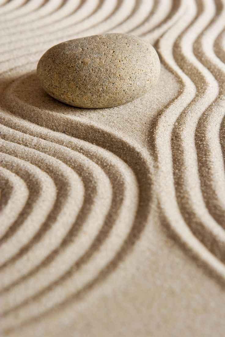 Integrative Atemtherapie NURA - Entspannung und Fluss - Detailaufnahme Sand